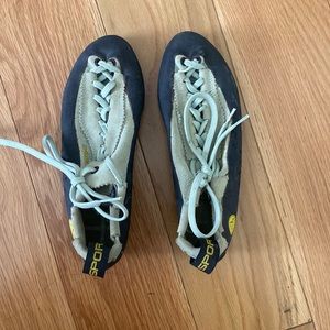 Size 39 Climbing Shoes